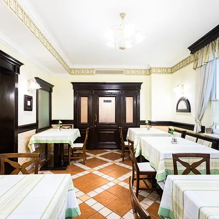 Szálloda Koronna 4*
